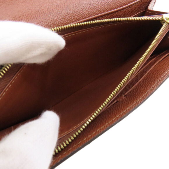 LOUIS VUITTON Brown Monogram Wallet - Picture 6 of 11